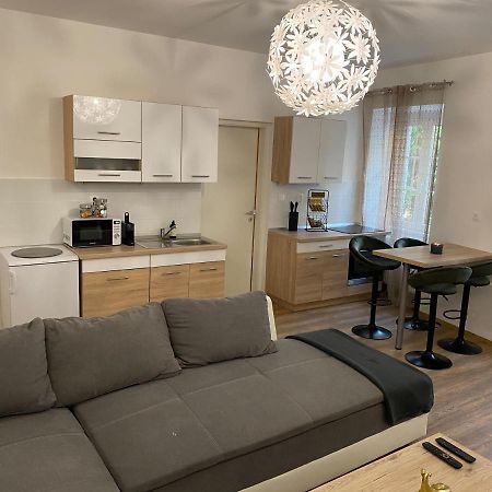 Varker 9 Apartman Sopron Exterior photo