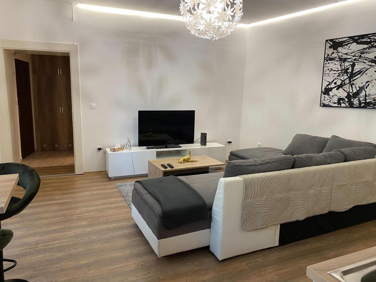 Varker 9 Apartman Sopron Exterior photo